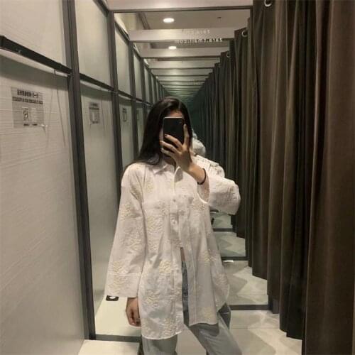 ZXQJ Women 2021 Fashion Embroidery With Pocket Button-up Blouses Vintage Long Sleeve Female Shirts Blusas Chic Tops