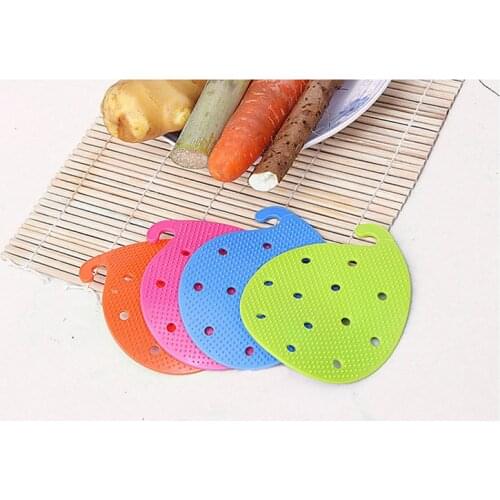 1PC Fruit Vegetable Brush Kitchen Tools Easy Cleaning Brush For Potato Kitchen Home Gadgets cooking tool KX 019