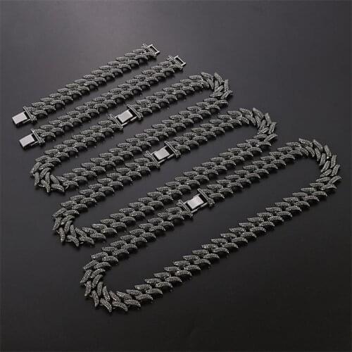 Free Shipping High Quality Iced Out Men Jewelry Hip Hop Bling Spiked Thorns Heavy Chunky Necklace for Men Boy Black Color