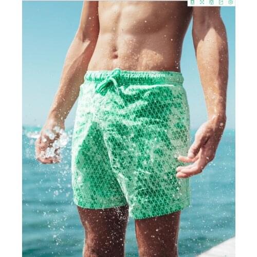 2020 New Amazing Color Changing Beach Shorts Men Swimming Trunks Swimwear Quick Dry Bathing Shorts Beach Shorts
