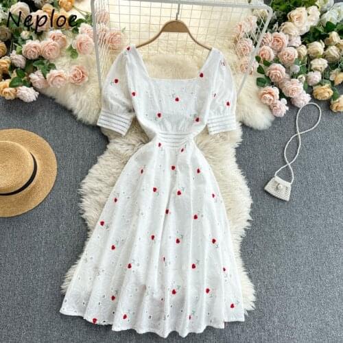 Neploe Heavy Work Flower Embroidery Holiday Dress Women High Waist Hip A Line Slim Vestdios Sqaure Collar Short Sleeve Robe