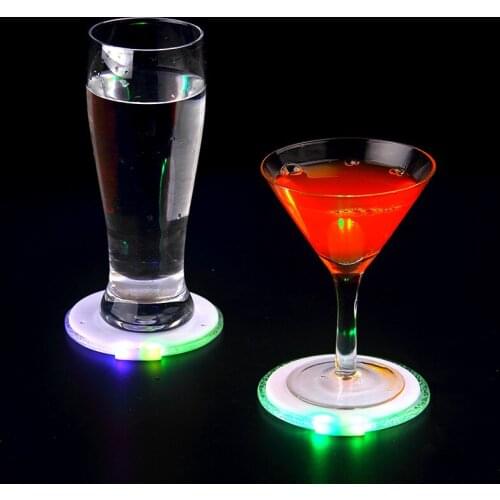 10cm 4 LED Flashing Lights Bulb Bottle Cup Mat Clubs Bars Party Round Acrylic Bottle Pad Ultra-thin Electronic Flash Coasters