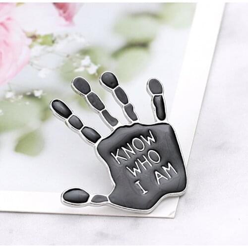 New hot black bone palm brooch KNOW WHO I AM personality fashion short sleeve jewelry personality to send friends