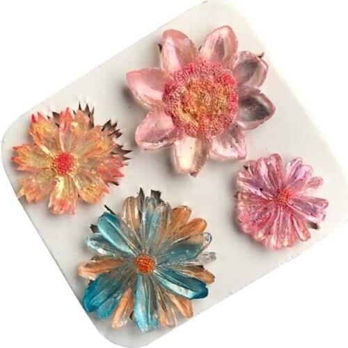 New Daisy Flower Silicone Mold, Soft Clay Gel Plaster Car Ornaments Modeling Tool 020055