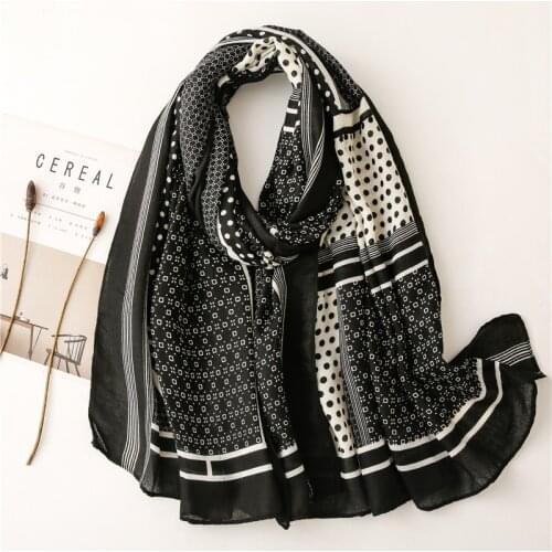 Geometric Large Shawl Scarf Women Classic Soft Hijab Head Scarf Autumn Warm Neckwear Decoration