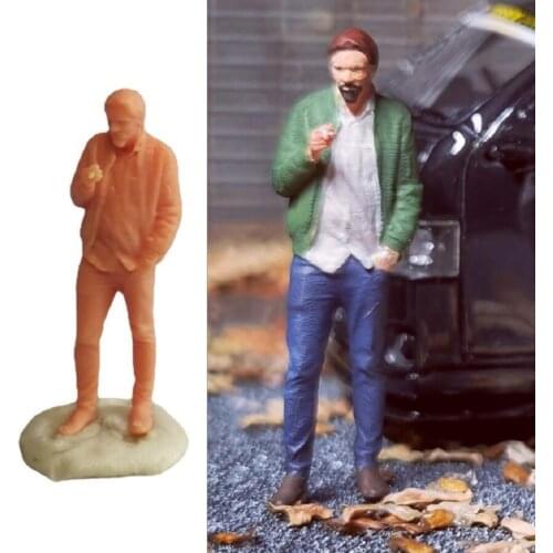 1:64 Smoking Men Figurines Dolls Model Micro Landscape Scenery Layout Decor