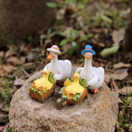 Outdoor Courtyard Sundries Decoration Figurines Cute Garden Duckling Cart Statue Childrens Room Home Decor Garden Accessories