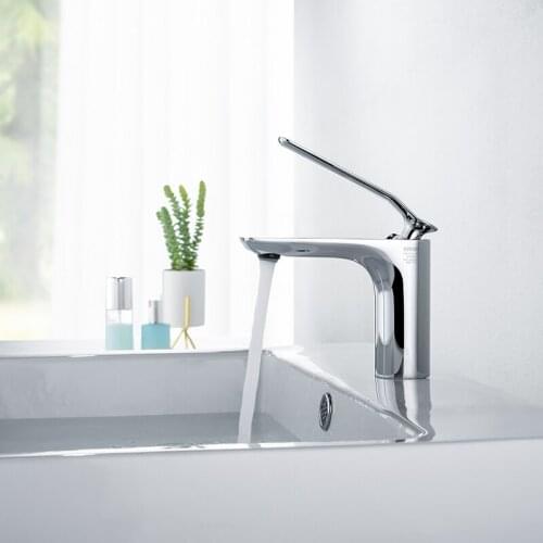 Fancy Chrome Single Handle Brass Bathroom Sink Basin Faucet Mixers Taps