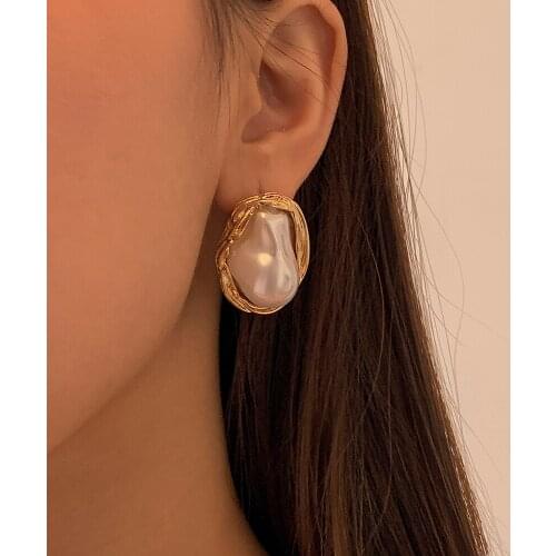 Bohemian Baroque Shaped Pearls Drop Earrings Jewelry for Women 2021 Trendy Metal Charm Earrings Female Accessories Party Gifts