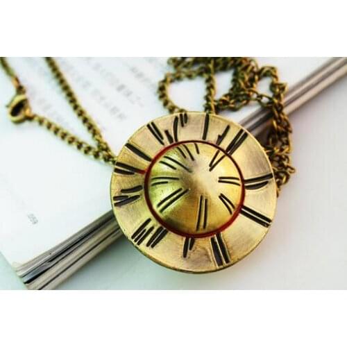 Free Shipping ONE PIECE Retro Pocket Watch Straw Hat Skull FILM GOLD Cosplay Watch with Necklace Vintage Pocket 10pca