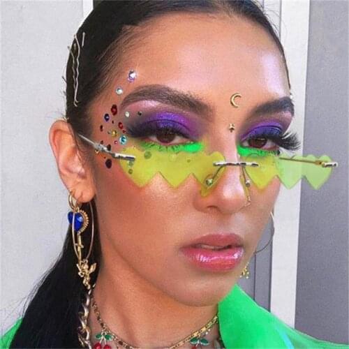 New Small Rimless Rectangle Sunglasses Men Women Designer Tiny Ocean Lens Frameless Sun Glasses Shades UV400 Heart Points