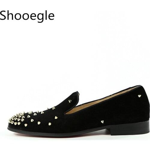 Black Velvet Casual Men Spike Studded Loafers Designer Flats Rivets Shoes Men Dress Shoes moccasin zapatos hombre