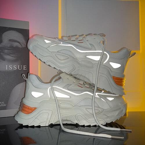 2021 White Shoes Spring Autumn Womens Thick-Soled Height Increasing Causal Shoes Trendy Trendy Women Running Sneakers Ladies