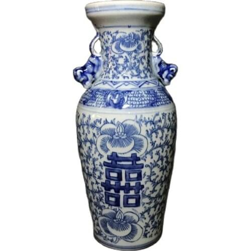 Chinese Old Porcelain Blue And White Porcelain Double Happiness Binaural Ears Vase