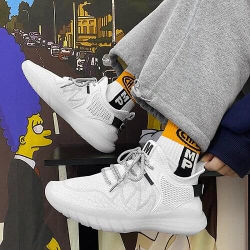 Lightweight mens casual shoes mens mesh brand lace-up flat shoes outdoor jogging shoes training coach shoes Feminino Zapatos