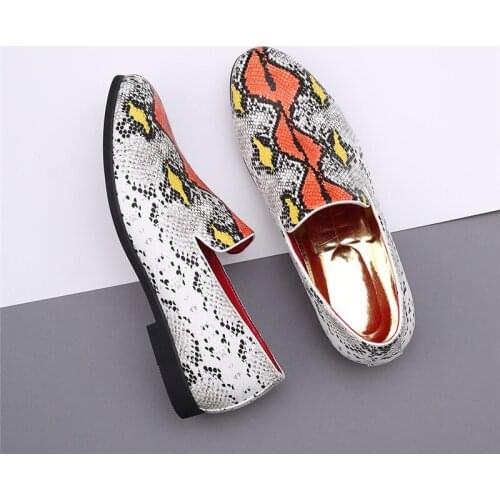 Yomior New Fashion Men Italian Shoes Soft Leather Flats Casual Formal Dress Loafers Serpentine Sexy Party Wedding Driving Shoes