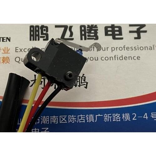 1PCS Omron D2HW-S271M sealed waterproof small micro switch with wire R handle car car micro switch