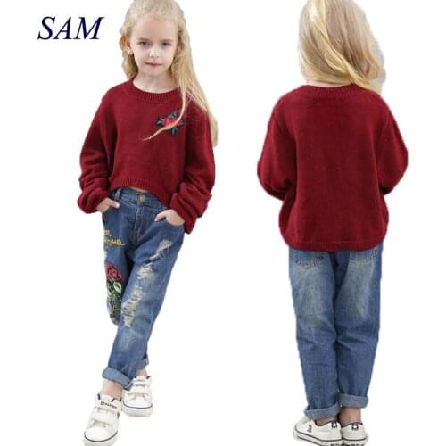 New girls apring and autumn fashion clothing sets childrens Rose embroidery short sweater + hole jeans 2 pcs suits clothes