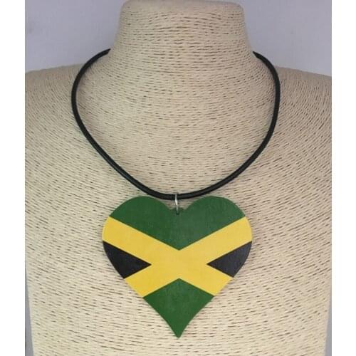 2017 Newest Jamacia Flag Heart Wooden Pendant Necklace
