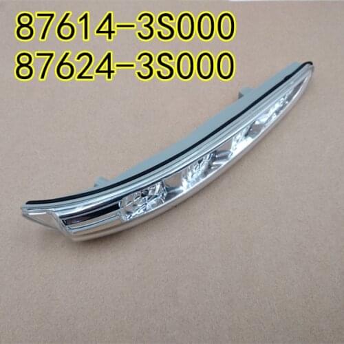 Genuine For 2010-2014 HYUNDAI i45 Sonata YF / Sonata Hybrid Outside Mirror Turn Signal Lamp Rear view mirror shows wide lamp