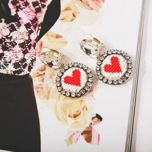 Fashion exaggerated weave heart design handmade crystal stone cilp earrings for women brincos ear accessories