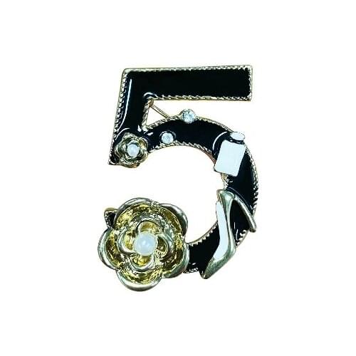 Camellia Number 5 Flower Pearl Classic Design CC Style Brooch Jewelry Vintage buckle Pin Big Brand For Women Sweater Dress