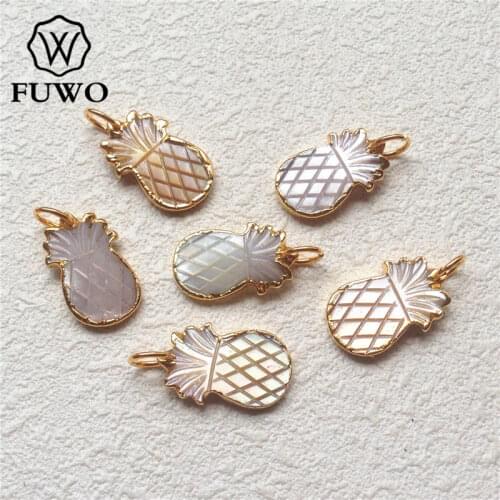 FUWO Natural Shell Pineapple Charm Pendant With Gold Filled Edge Genuine Sea Shell Carved Pendant For Jewelry Making PD551