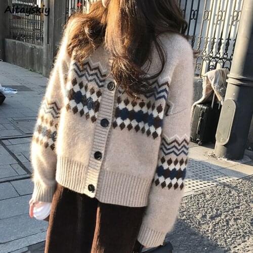 Cardigan Women Daily Cozy Korean Hot High Quality Knitted Outwear Trendy Vintage Retro Female Folk Style Plus Size S-3XL Elegant