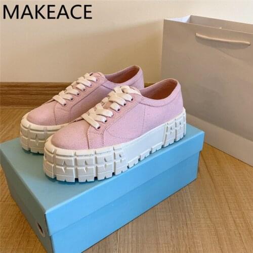 Spring Flat Platform Casual Shoes Women Round Toe Canvas Thick Sole Sneakers Comfort Breathable Lace Up Small White Shoes 2021