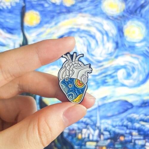 Van Gogh Starry Sky Anatomical Heart Enamel pins Organ Medical Art Artist Brooches Heart Badge Brooches Lapel Pin for men women
