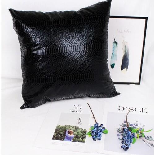 45x45cm Fur Velvet Snake Pattern Square Shaped Pillowcase Indoor Home Sofa Bed Car Decoration Pillow Cover