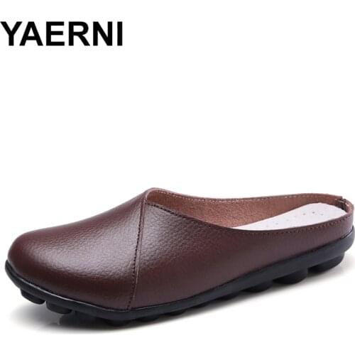 YAERNI Plus Size Flat Shoes 2018 Fashion Mules Womens Leather Split Slip On Flip Flops Womens Slippers Shoe SlidesE1302