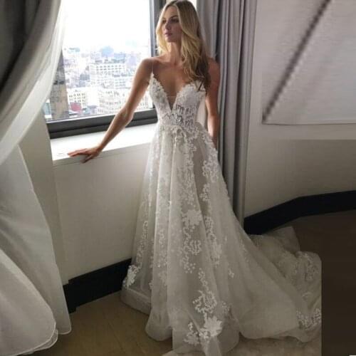 Lace Boho Wedding Dresses 2020 Spaghetti Straps V-Neck Wedding Gowns Beach Bride Dress Vestido De Noiva