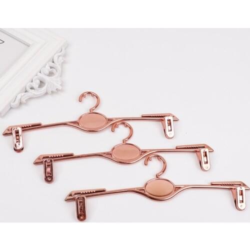 Wholesale Gloden Plastic Hangers Display PP Brassiere Hanger Hanging Straps Plastic Hangers For Cloths Intimates Apparel
