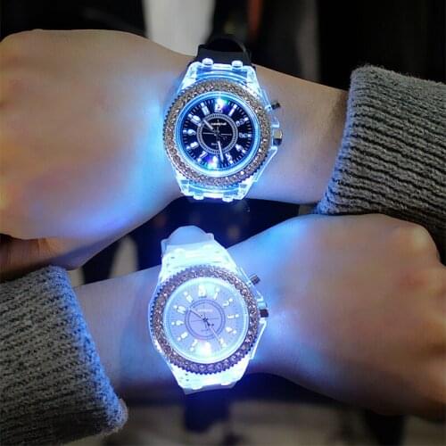 Fashion Led Flash Luminous Watch Personality Trends Students Lovers Jellies Women Mens Watches 7 Color Light Sports Wristwatch