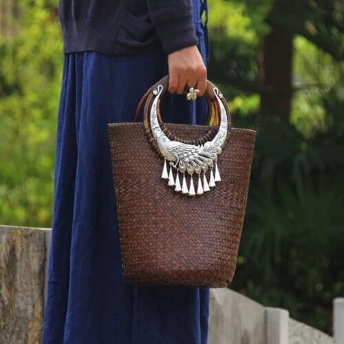 Featured Handmade Old Straw Bag Rattan Woven Wooden Handle Retro Handbag Woven Bucket Bag