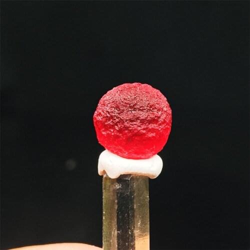 1PC red Moldavite Czech Meteorite Impact Glass Rough Stone Crystal Energy Stone