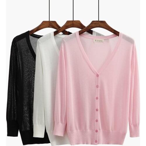Korean version of the new casual spring V collar large size womens wear 200 jin fat mm solid sweater cardigan women