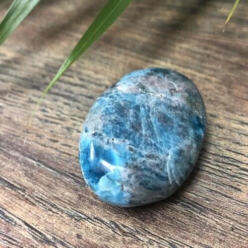 Apatite palm stones and crystals natural quartz minerals massage gemstones spiritual healing stones