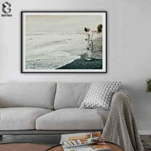 Lonely Figure Astronaut Canvas Art Posters and Prints Wall Picture Painting Home Decor for Living Room Decoration