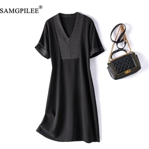 Dress 2021 New Office Lady Light Luxury Chain Decoration V-neck Short-sleeved A-line Patchwork Knee-length Empire Women Dresses