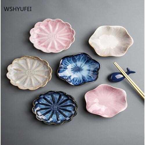Ceramic lotus petal ceramic small dish hot pot dipping sauce vinegar sauce dish seasoning small creative creative salad plate