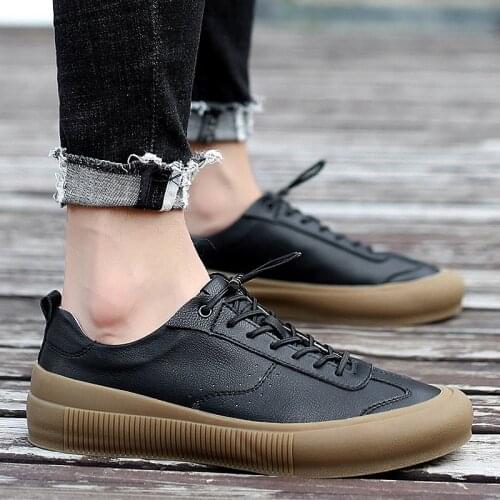 Mens Genuine Leather Casual Shoes Classic Black White Mens Sneakers Comfortable Breathable Fashion Shoes High Quality Man Flats