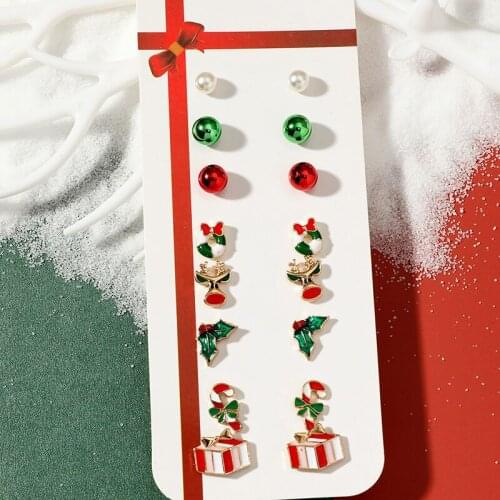 ACRDDK Stud Earrings