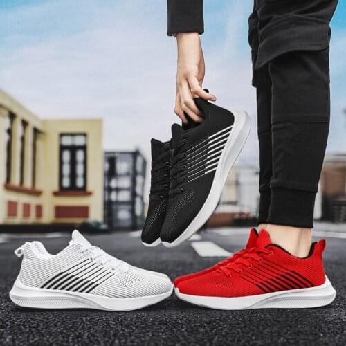 Hombre casual Light mesh casuales knitting leisure sport shoes Fashion Sneakers mens zapatos hot sapato Sneaker black Male Mens