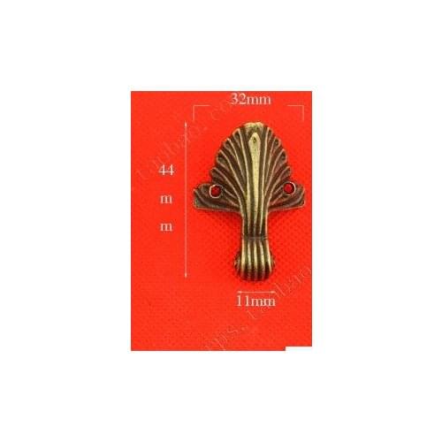 32mm*44mm zinc alloy Corner Protector Hardware Antique wine box Wrap angle Decorative box corners Metal corner