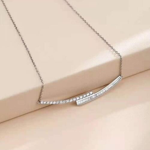 Woman Necklace 18K Gold Natural Diamond Fashion RealGold Pendant Sweet Romantic Style Matching Certificate