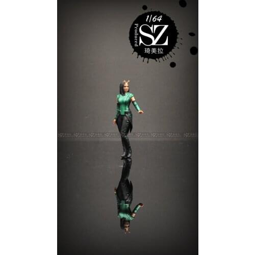 New 1/64 Resin Die-casting Movie Character Praying Mantis Female Doll Car Scene Model Scene Layout Collection Decoration Toy