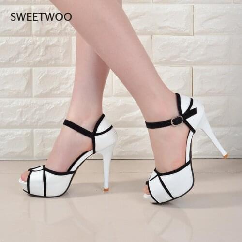 Summer Hollow Buckle Womens Shoes Fight Color Fish Mouth Fine With High Heels Young Daily Shoes