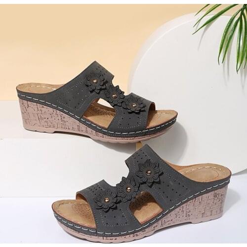 2021 Summer new model Slope Heel laser hollow nail flower Sandal Female Fish Mouth High Heel Sandal plus size female